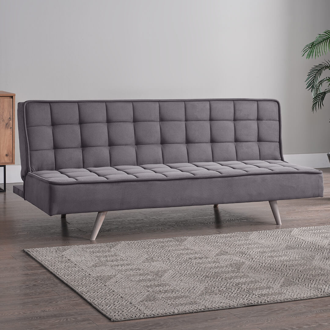 Interium | Teeny Sofas